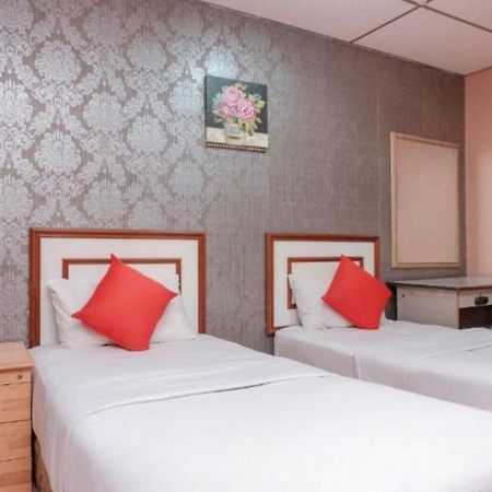 Hotel Tiara Chukai ภายนอก รูปภาพ